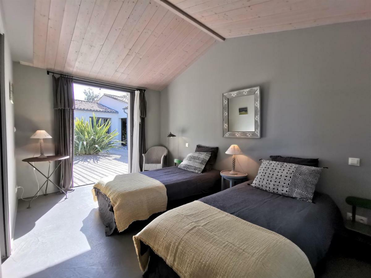 Derriere La Plage : Suite, Patio Et Pergola เลอบัวส์-ปลาจ-อ็อง-เร ภายนอก รูปภาพ